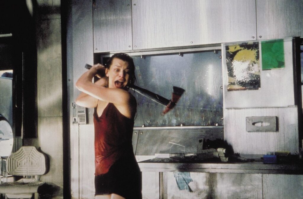 Обитель зла, 2002 - Фантастические фильмы ужасов